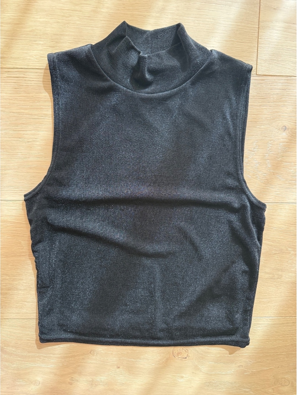 Reformation Black Metallic Shimmer Mock Neck Sleeveless Crop Top Size S